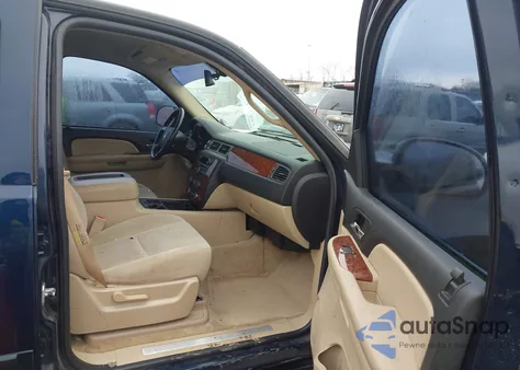 2007 Chevrolet Tahoe Lt z USA, uszkodzony, nr VIN 1GNFC13077R171036